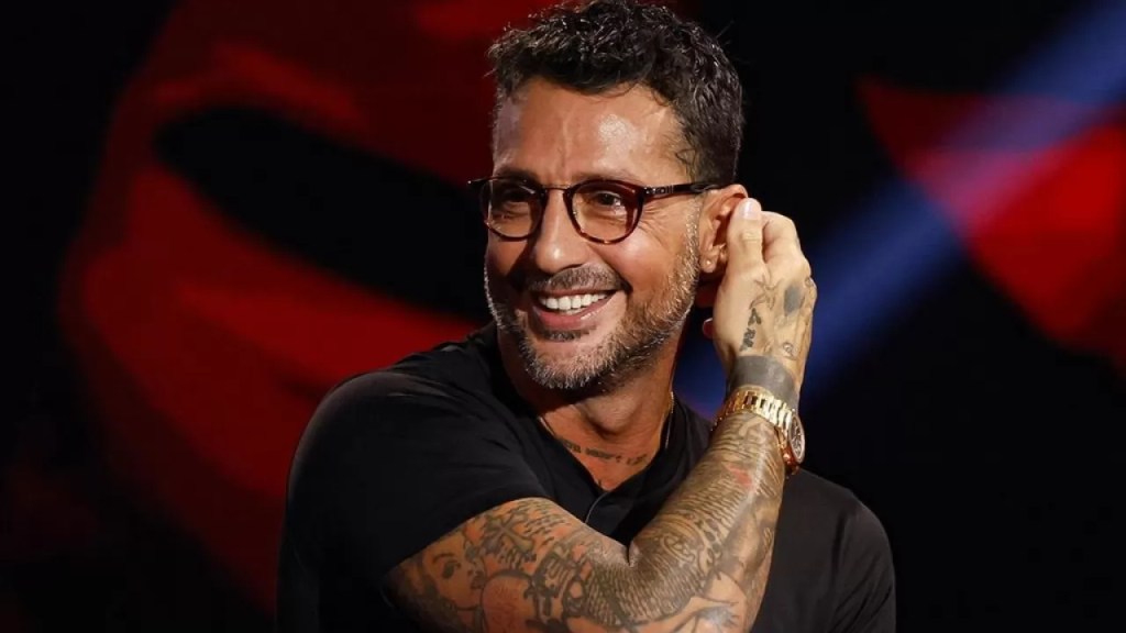 MEDASET DICHIARA GUERRA A CORONA: CAUSA DA 160 MILIONI, ACCUSE SHOCK E IL PUPAZZO AI CHE FA&nbsp;DISCUTERE