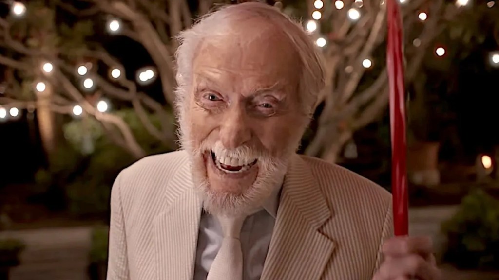DICK VAN DYKE A 100 ANNI FA IMPALLIDIRE TUTTI CON UN ALLENAMENTO&nbsp;ASSURDO