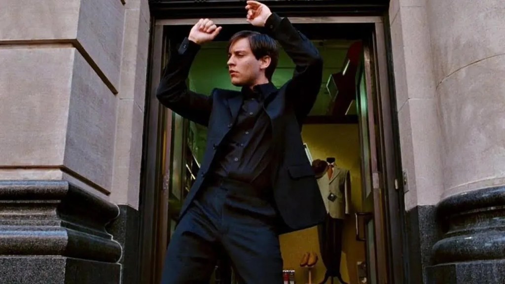 BULLY MAGUIRE HOT TOYS: LA FIGURE CHE STA MANDANDO IN TILT I FAN DI SPIDER‑MAN