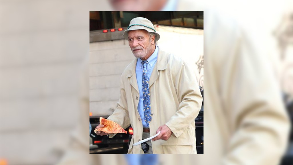 THE ROCK IRRICONOSCIBILE: HA PERSO COSÌ TANTO PESO CHE SEMBRA CLINT EASTWOOD A 75&nbsp;ANNI